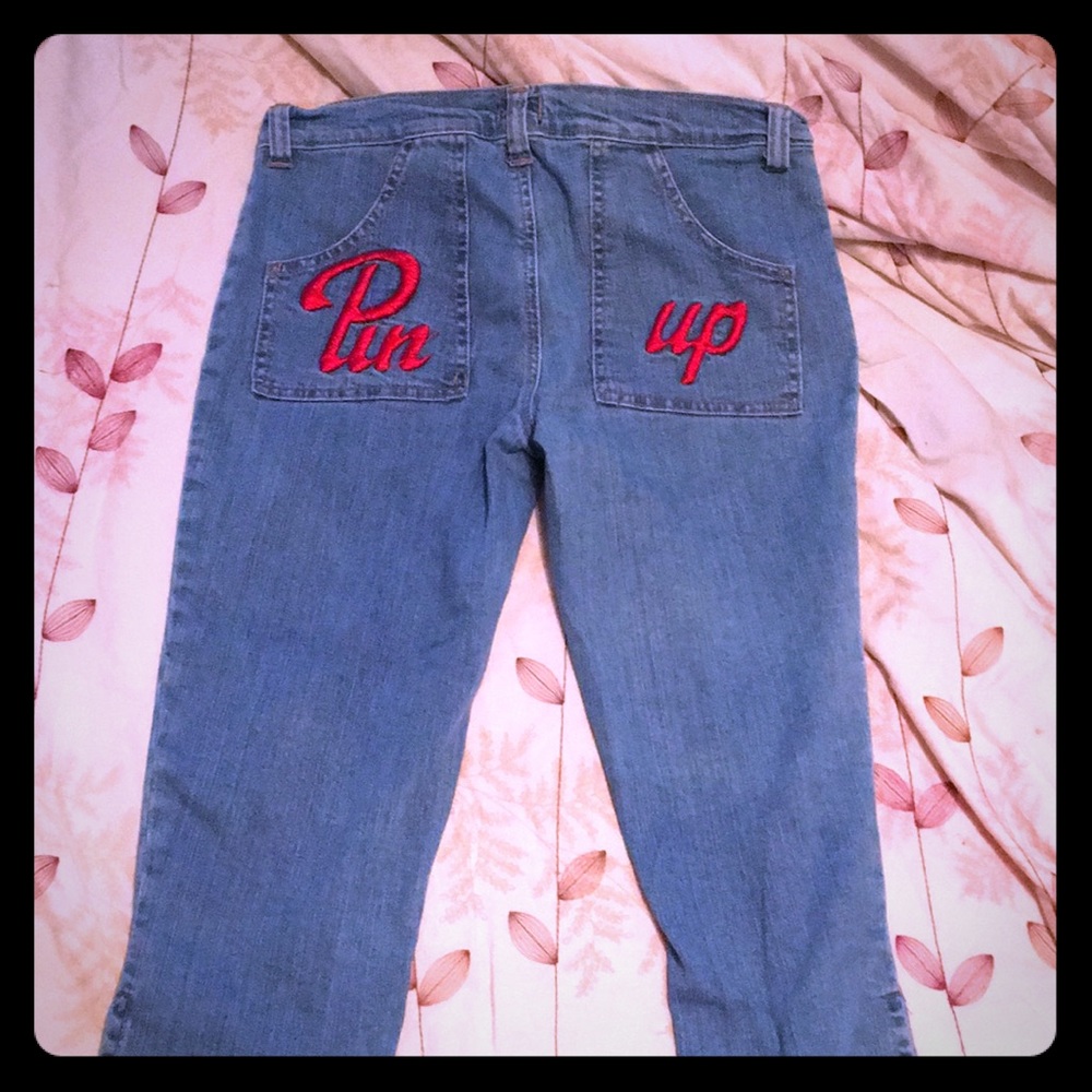 Auth dolce & gabbana PIN UP embroidered capris 4